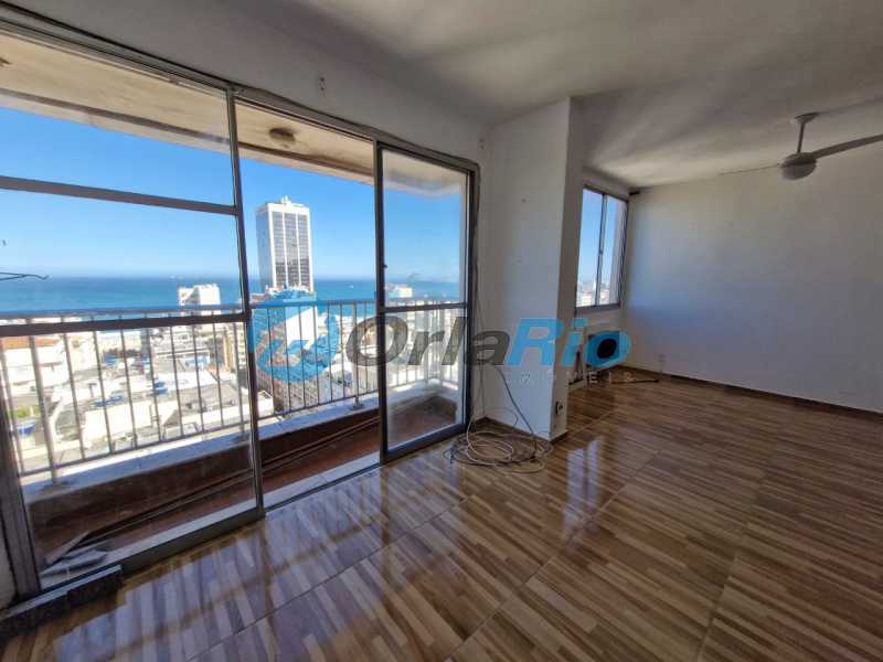 Apartamento à venda com 2 quartos, 79m² - Foto 2
