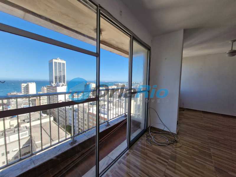 Apartamento à venda com 2 quartos, 79m² - Foto 29