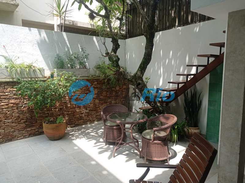 Casa à venda com 4 quartos, 166m² - Foto 12