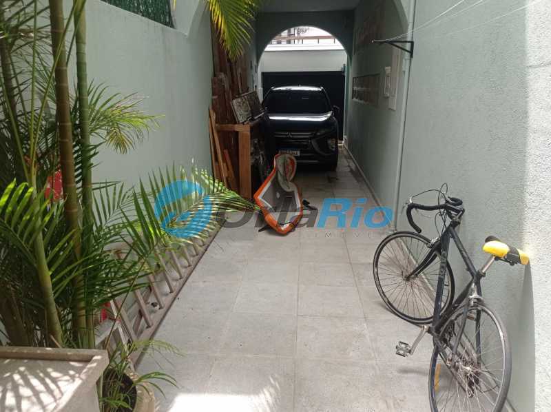 Casa à venda com 4 quartos, 166m² - Foto 21