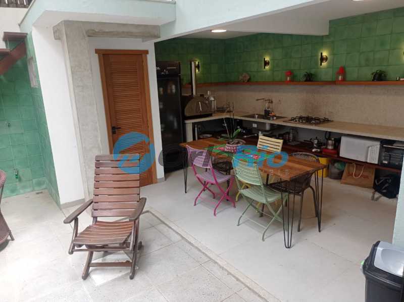 Casa à venda com 4 quartos, 166m² - Foto 23