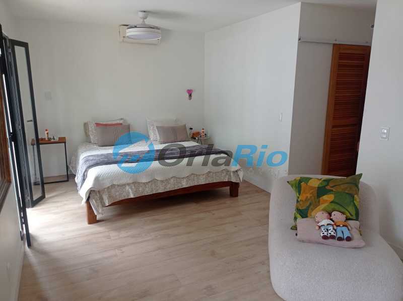 Casa à venda com 4 quartos, 166m² - Foto 6