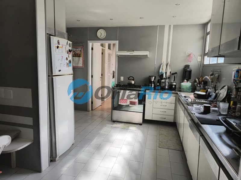 Apartamento à venda com 4 quartos, 256m² - Foto 23