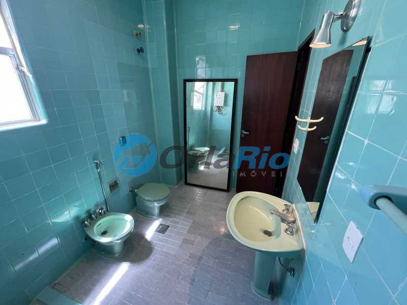 Cobertura à venda com 4 quartos, 220m² - Foto 17