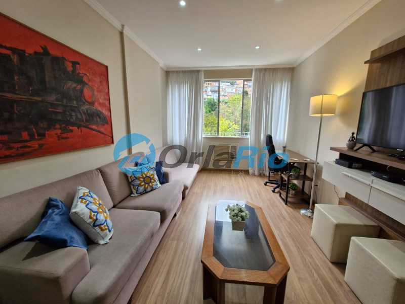 Apartamento à venda com 2 quartos, 61m² - Foto 2