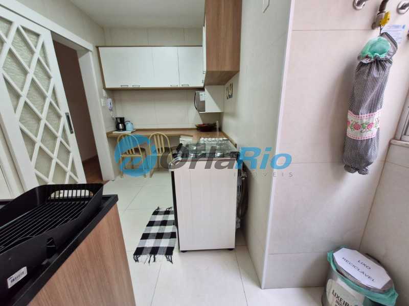 Apartamento à venda com 2 quartos, 61m² - Foto 23