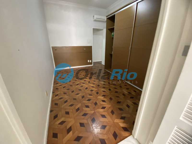 Apartamento à venda com 2 quartos, 81m² - Foto 11