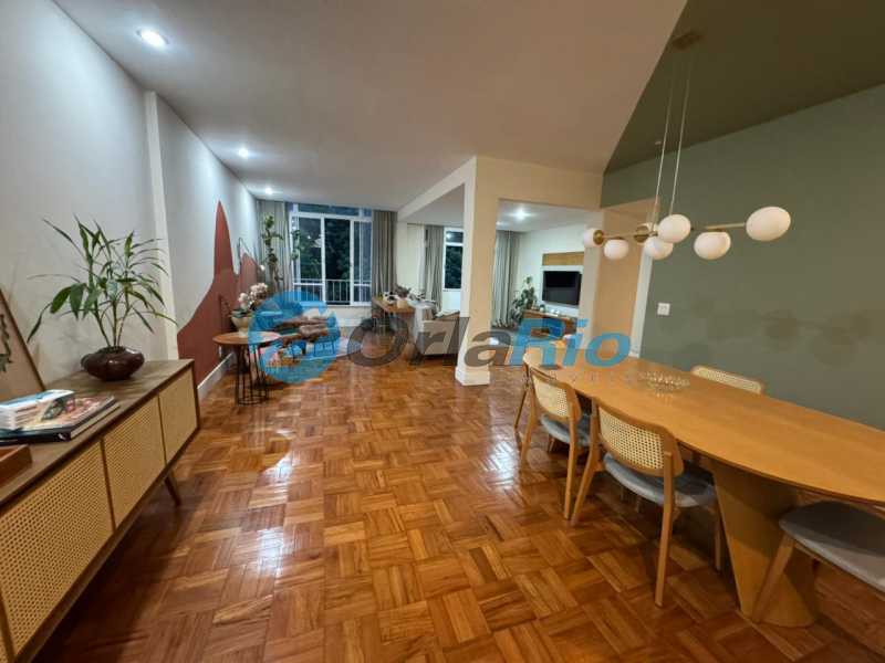 Apartamento, 3 quartos, 137 m² - Foto 1