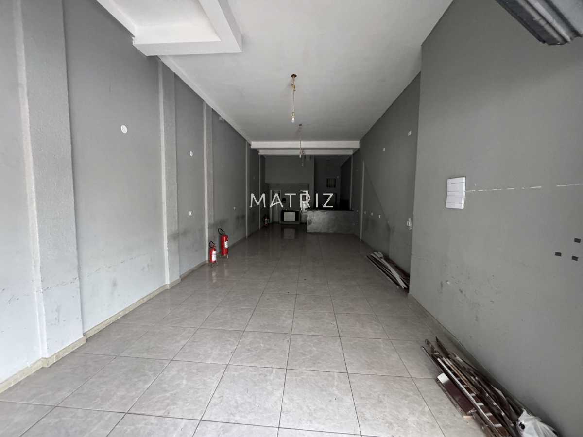 Loja-Salão, 200 m² - Foto 1