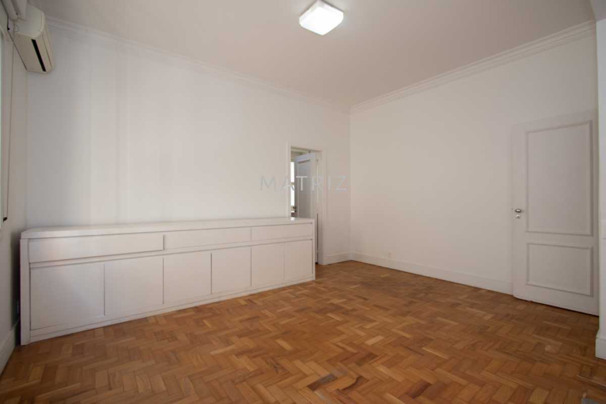 Apartamento, 3 quartos, 230 m² - Foto 8
