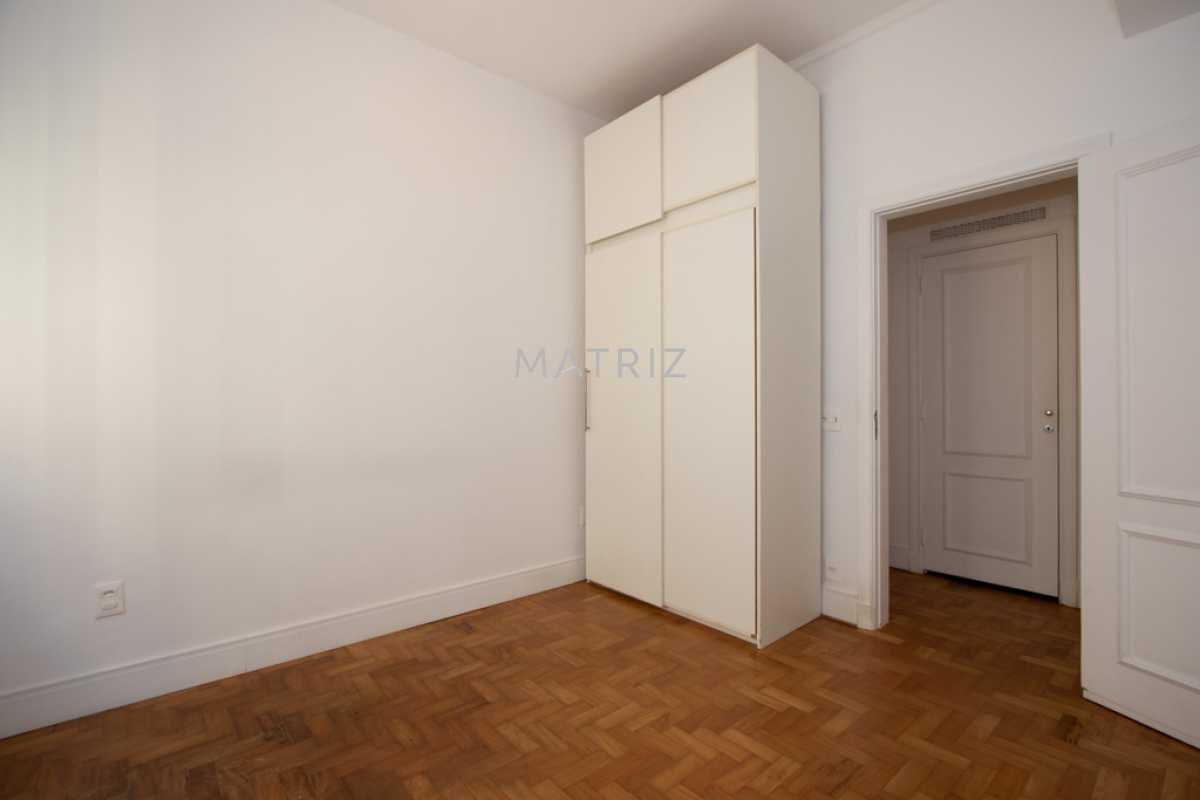 Apartamento, 3 quartos, 230 m² - Foto 12