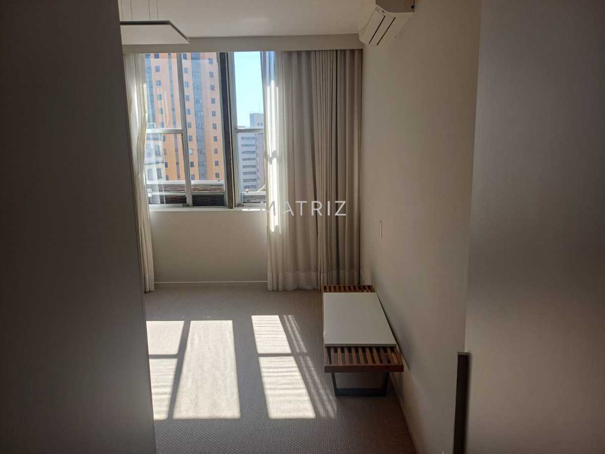 Apartamento, 3 quartos, 270 m² - Foto 15