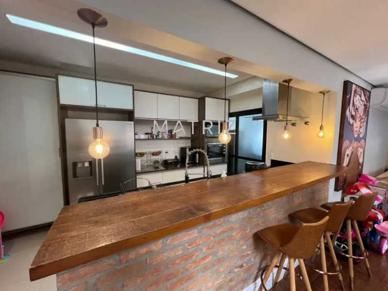 Apartamento, 3 quartos, 181 m² - Foto 1