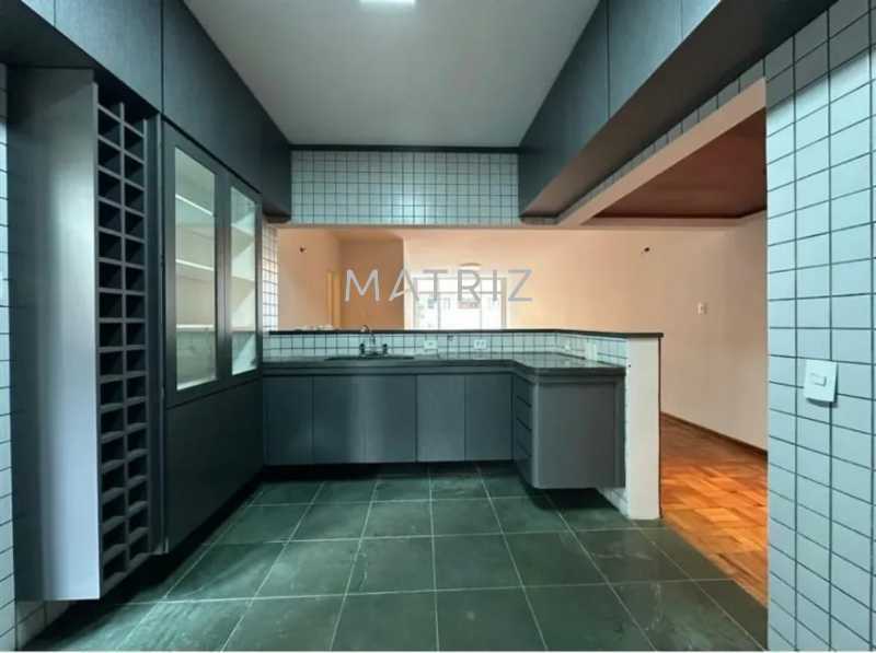 Apartamento, 3 quartos, 150 m² - Foto 1