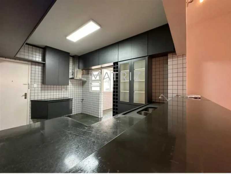 Apartamento, 3 quartos, 150 m² - Foto 2