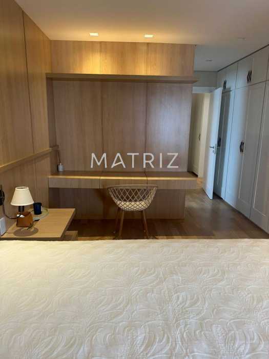 Apartamento, 3 quartos, 200 m² - Foto 12