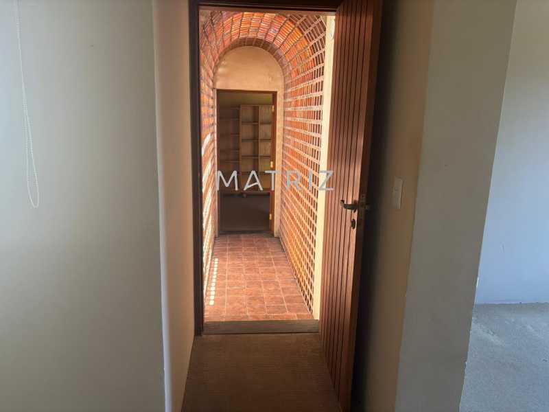 Casa, 3 quartos, 238 m² - Foto 6