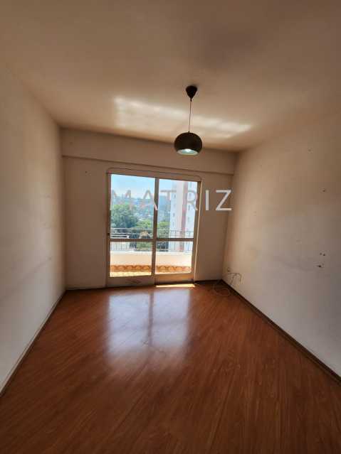 Apartamento, 3 quartos, 100 m² - Foto 1