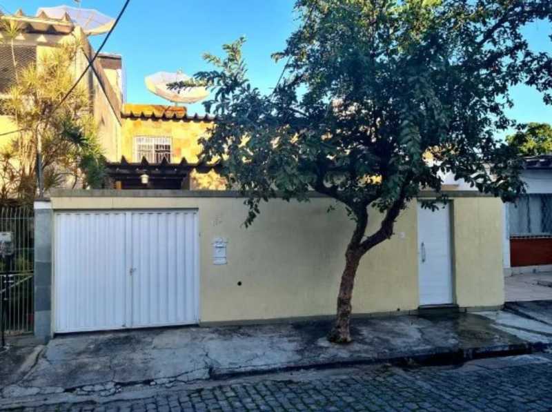 Casa de Condomínio à venda com 4 quartos, 170m² - Foto 1