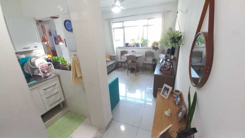 Apartamento à venda com 2 quartos, 50m² - Foto 6