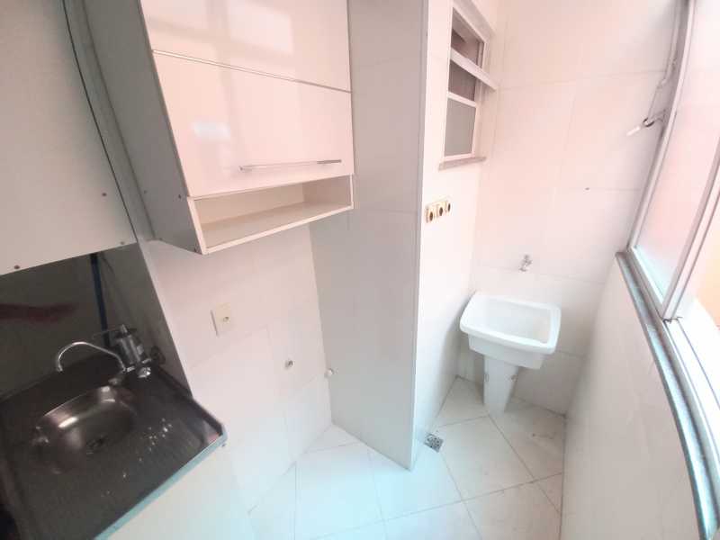 Apartamento à venda com 2 quartos, 50m² - Foto 15