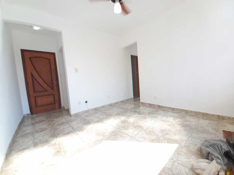 Apartamento à venda com 2 quartos, 45m² - Foto 1