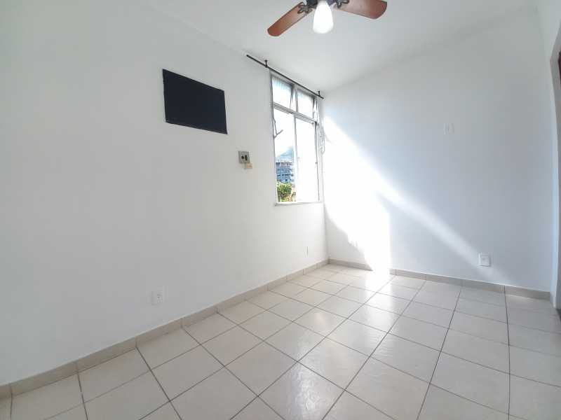 Apartamento à venda com 2 quartos, 45m² - Foto 12