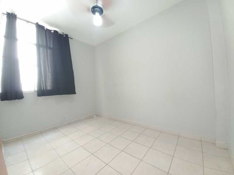 Apartamento à venda com 2 quartos, 45m² - Foto 18