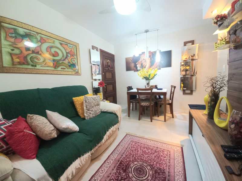 Apartamento à venda com 2 quartos, 59m² - Foto 4