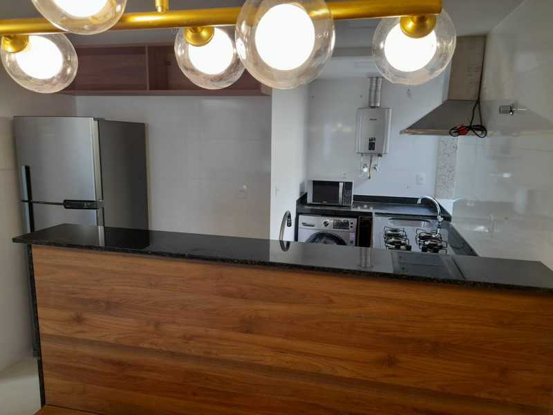 Apartamento à venda com 2 quartos, 70m² - Foto 9