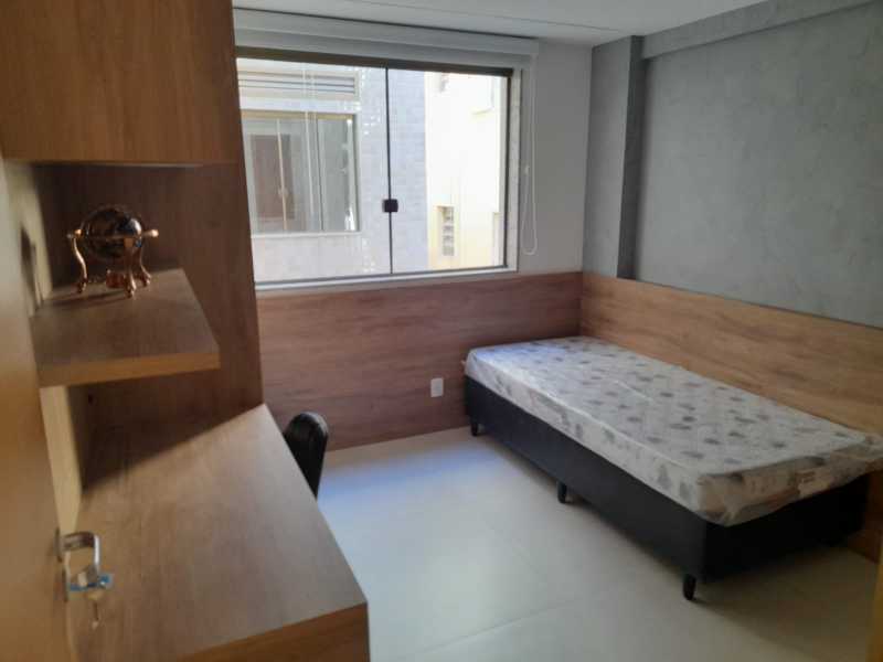 Apartamento à venda com 2 quartos, 70m² - Foto 15