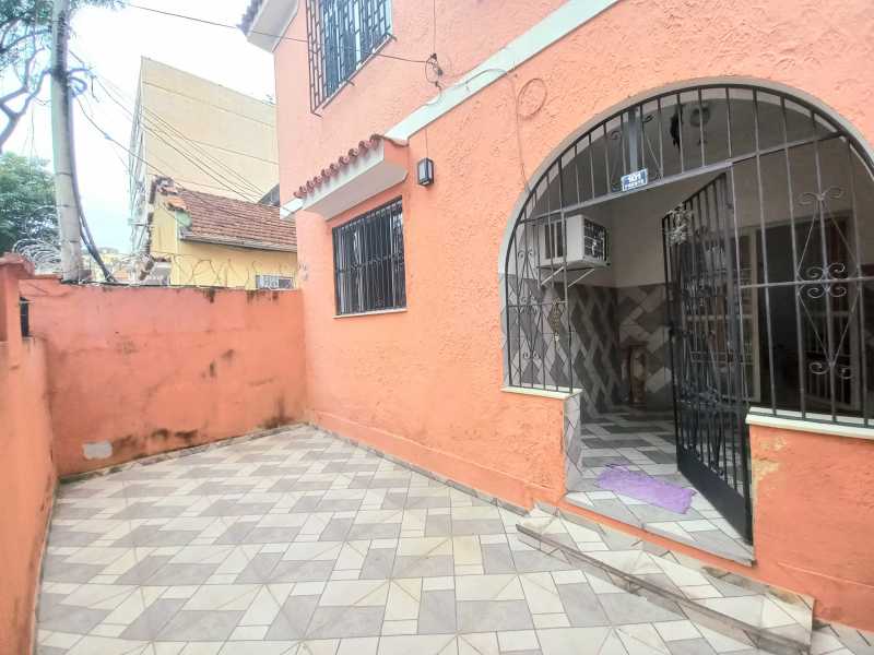 Casa à venda com 3 quartos, 90m² - Foto 5