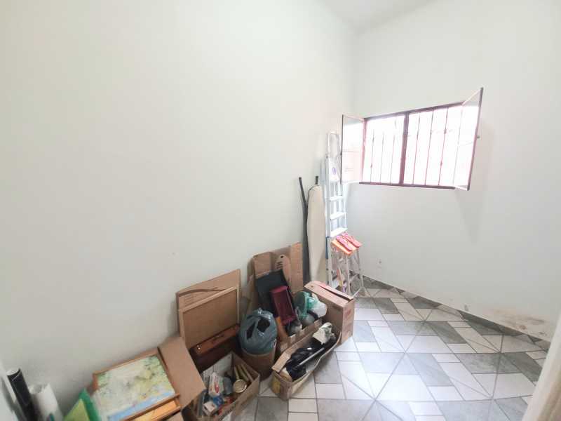 Casa à venda com 3 quartos, 90m² - Foto 21