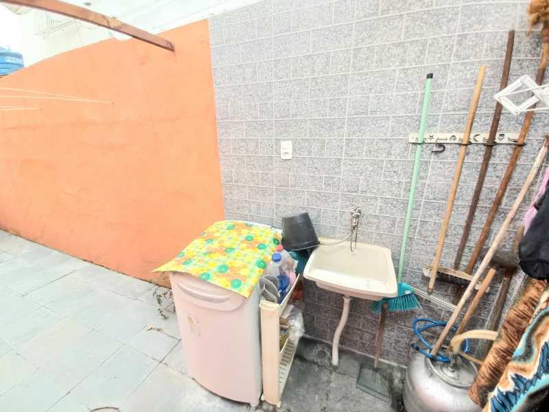 Casa à venda com 3 quartos, 90m² - Foto 29