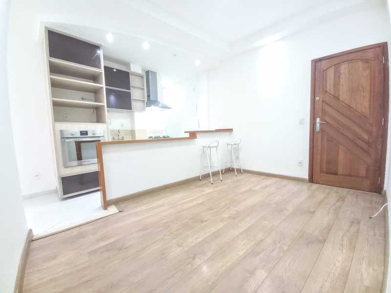 Apartamento à venda com 2 quartos, 59m² - Foto 2