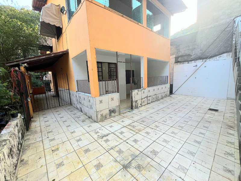 Casa de Condomínio à venda com 4 quartos, 303m² - Foto 6