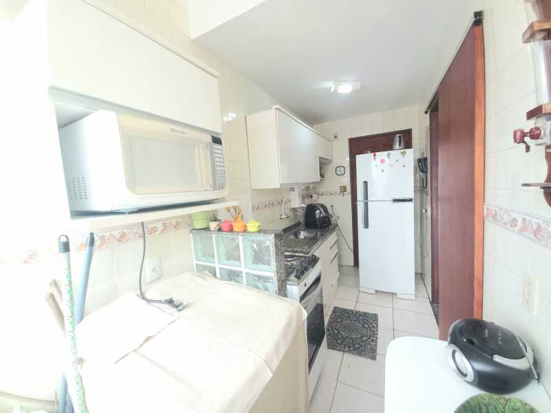 Apartamento à venda com 2 quartos, 57m² - Foto 10