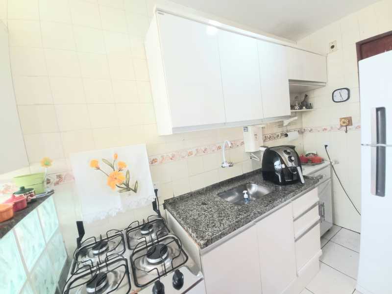 Apartamento à venda com 2 quartos, 57m² - Foto 12