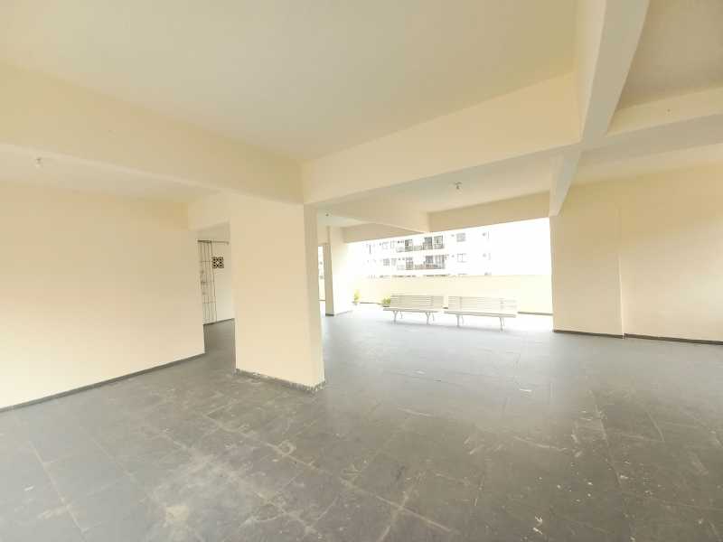 Apartamento à venda com 2 quartos, 57m² - Foto 27