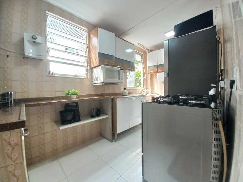 Apartamento à venda com 2 quartos, 48m² - Foto 20