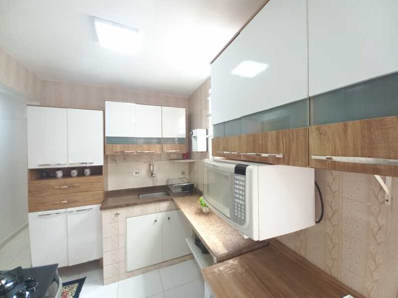 Apartamento à venda com 2 quartos, 48m² - Foto 22