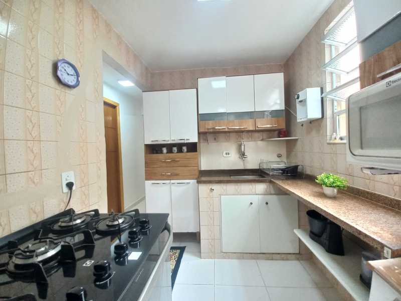 Apartamento à venda com 2 quartos, 48m² - Foto 23