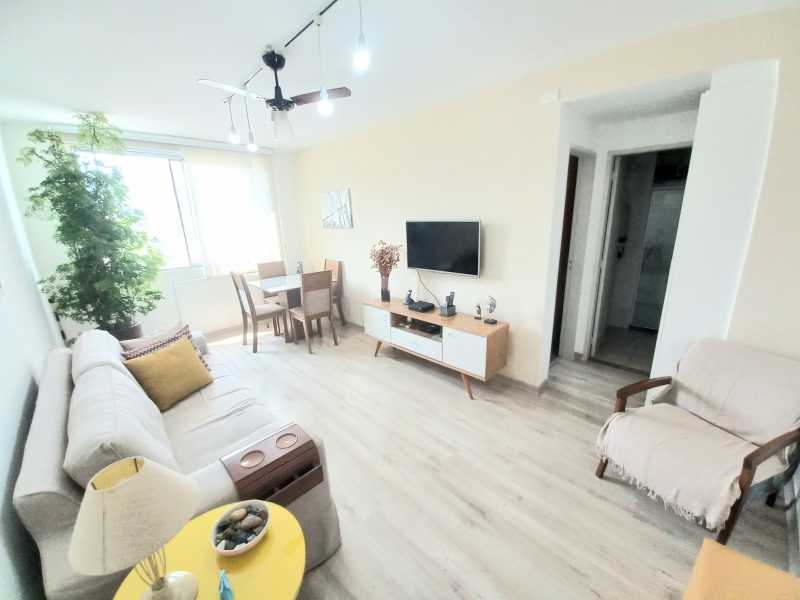 Apartamento à venda com 1 quarto, 47m² - Foto 2