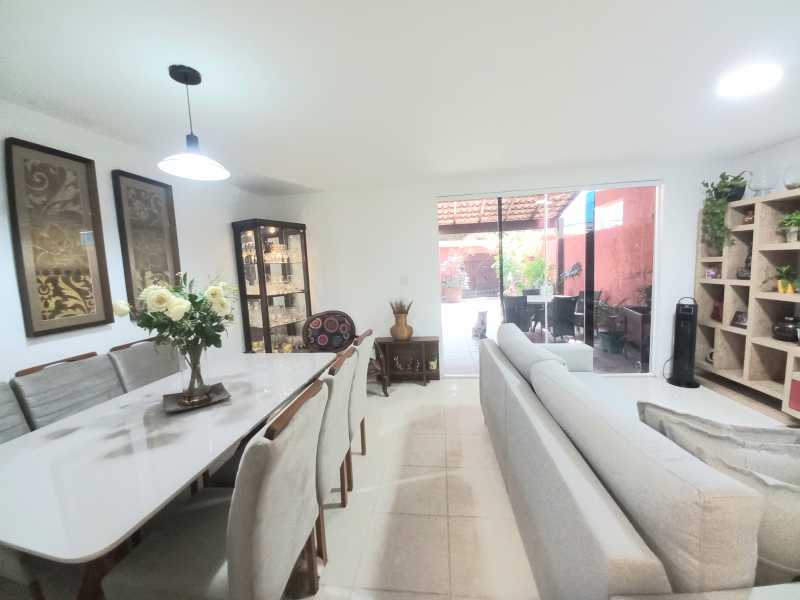 Casa à venda com 3 quartos, 96m² - Foto 10