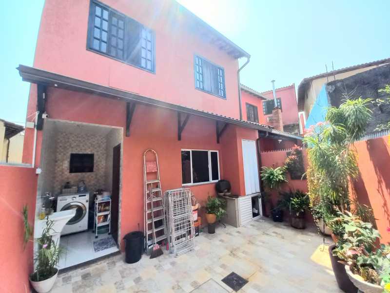 Casa à venda com 3 quartos, 96m² - Foto 16