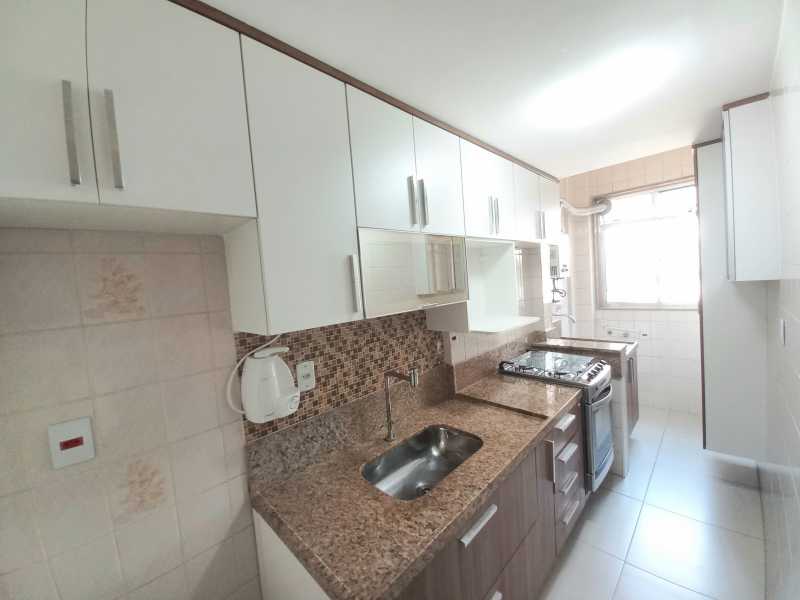 Apartamento à venda com 1 quarto, 50m² - Foto 9