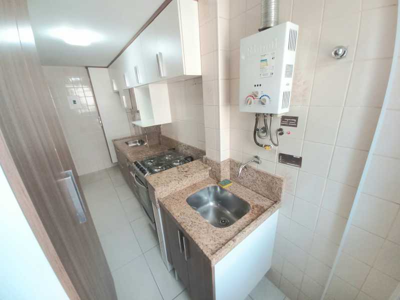 Apartamento à venda com 1 quarto, 50m² - Foto 14