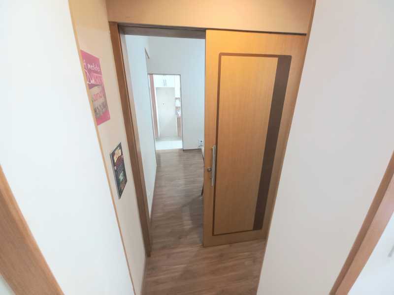 Apartamento à venda com 1 quarto, 50m² - Foto 20