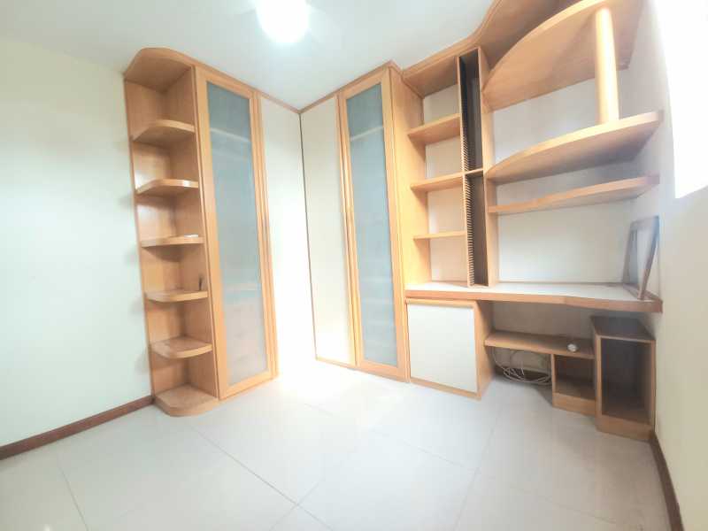 Apartamento à venda com 3 quartos, 56m² - Foto 12