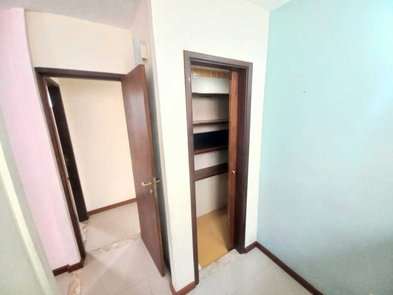 Apartamento à venda com 3 quartos, 56m² - Foto 22